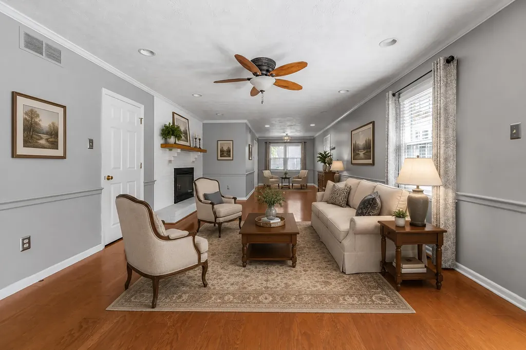 121 Hawthorne Drive Nicholasville KY 40356