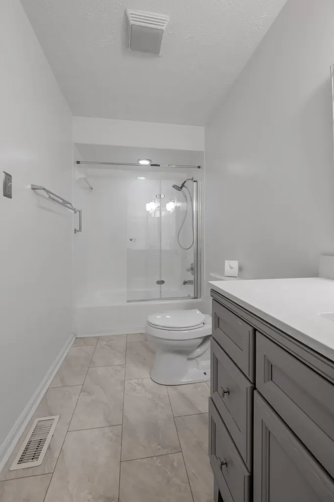 121 Hawthorne Drive Nicholasville KY 40356