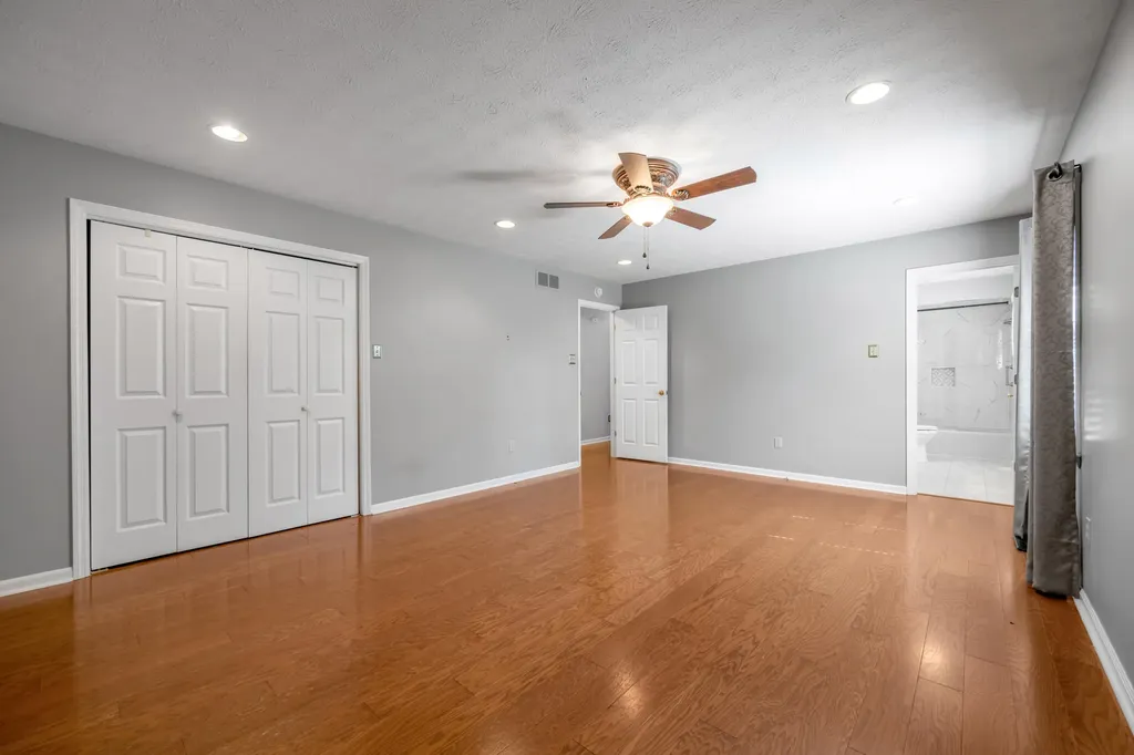 121 Hawthorne Drive Nicholasville KY 40356
