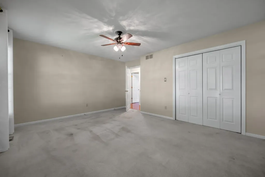 121 Hawthorne Drive Nicholasville KY 40356