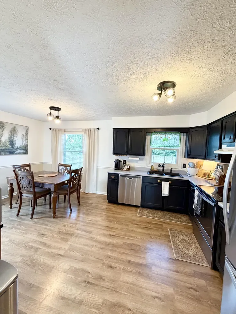 125 Oakmont Drive Nicholasville KY 40356