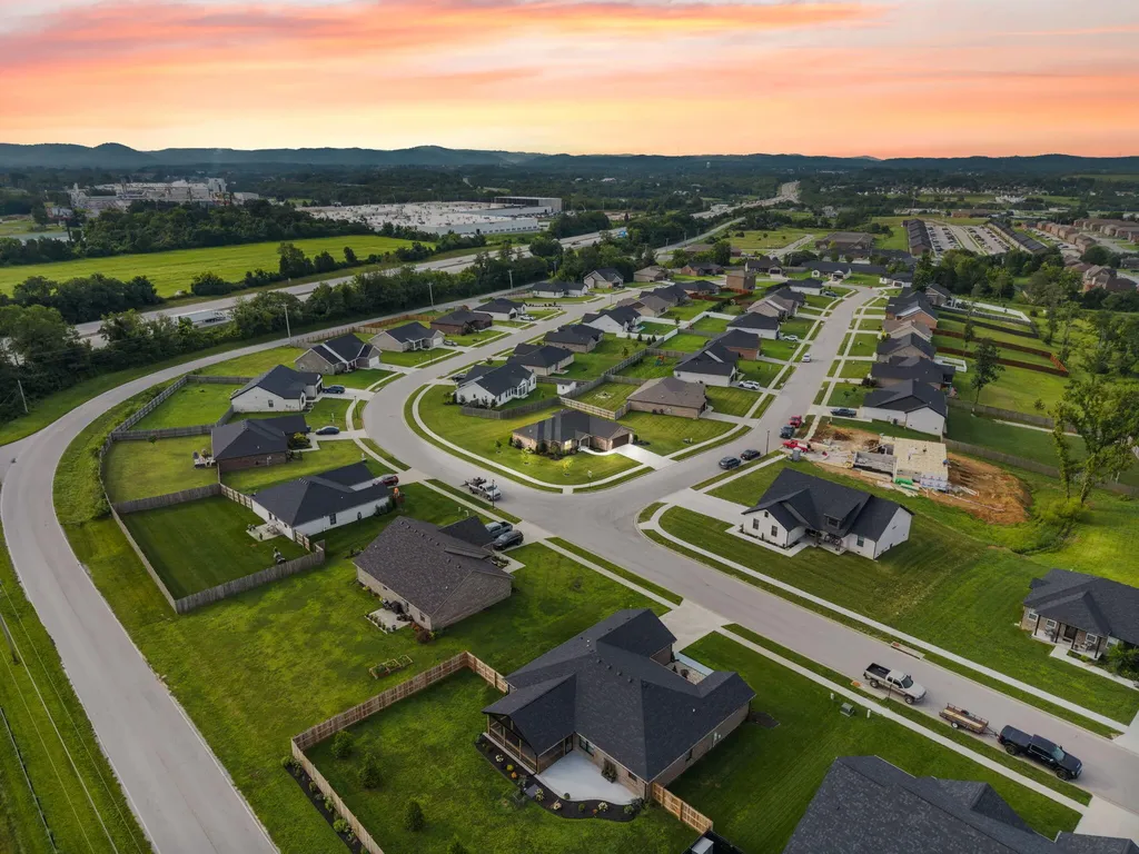 262 Patriot Trail Berea KY 40403