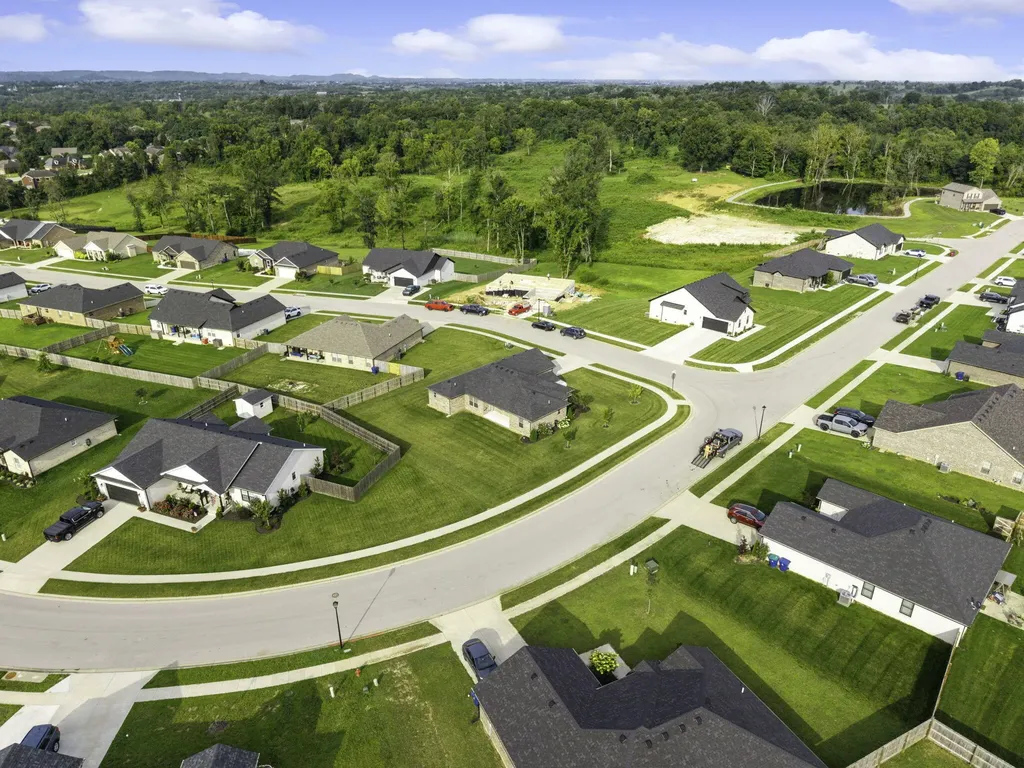 262 Patriot Trail Berea KY 40403