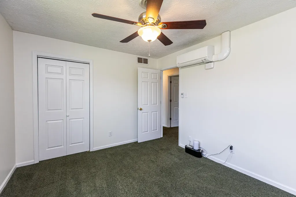 604 Hickory Hill Drive Nicholasville KY 40356