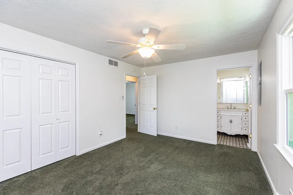 604 Hickory Hill Drive Nicholasville KY 40356