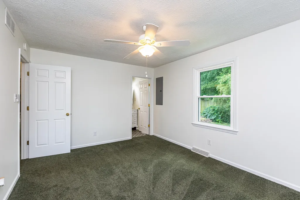 604 Hickory Hill Drive Nicholasville KY 40356