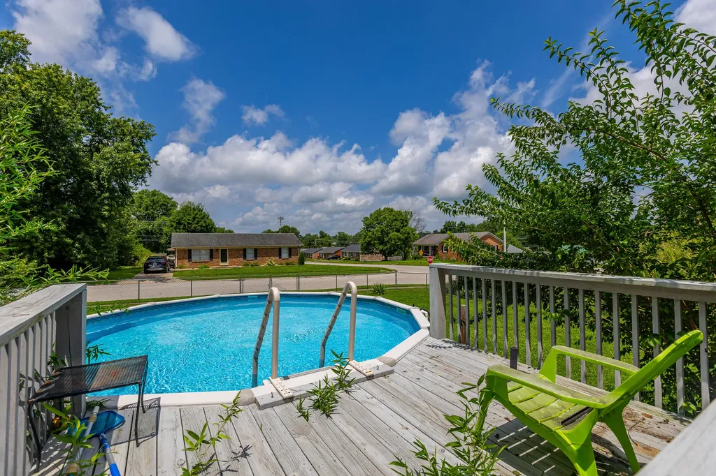 604 Hickory Hill Drive Nicholasville KY 40356