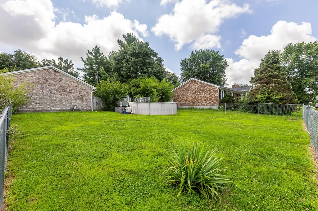 604 Hickory Hill Drive Nicholasville KY 40356
