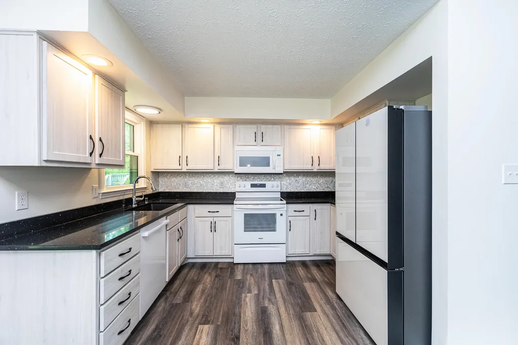 604 Hickory Hill Drive Nicholasville KY 40356