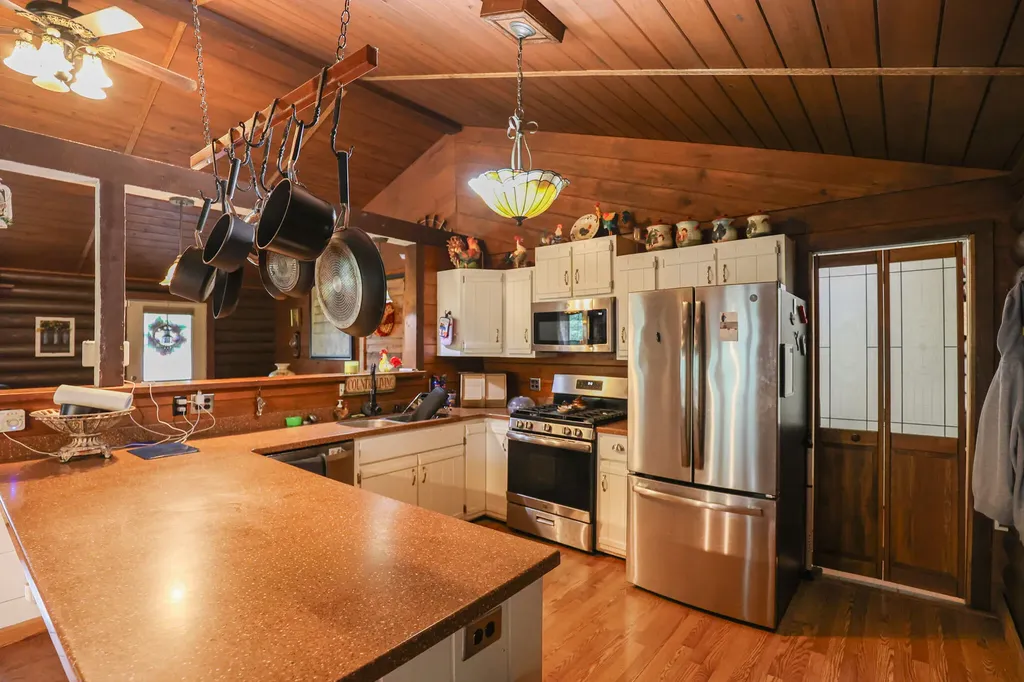 328 Cumberland Road Gilbertsville KY 42044