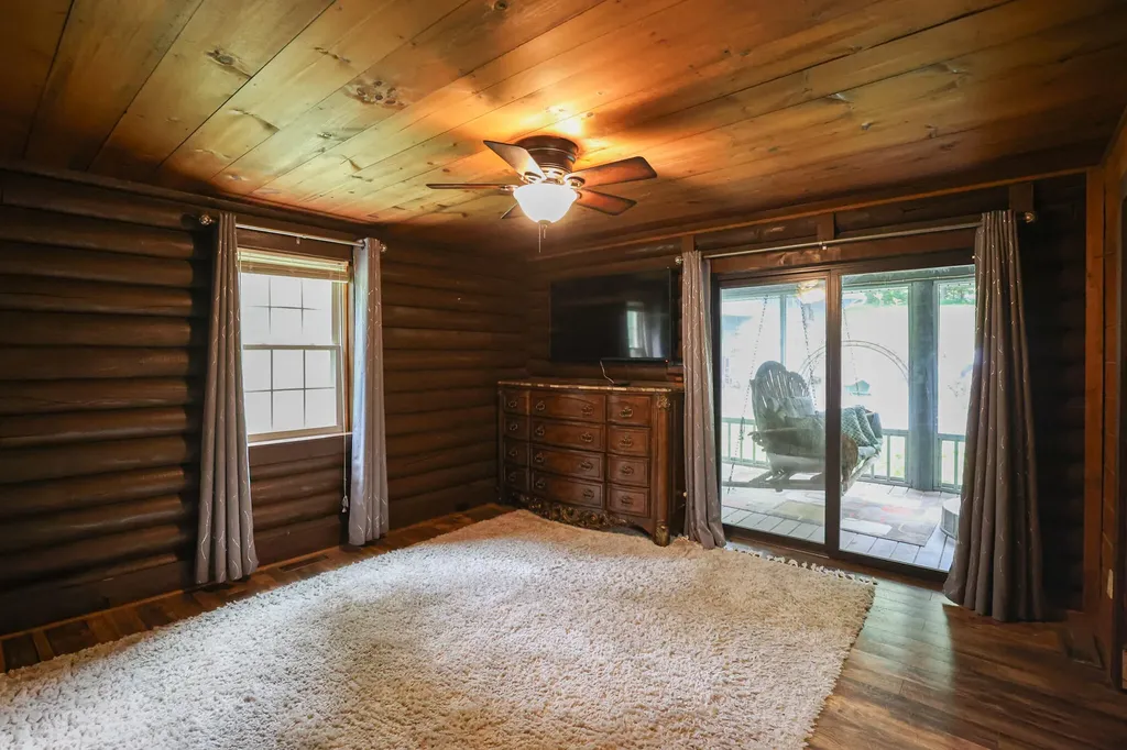 328 Cumberland Road Gilbertsville KY 42044