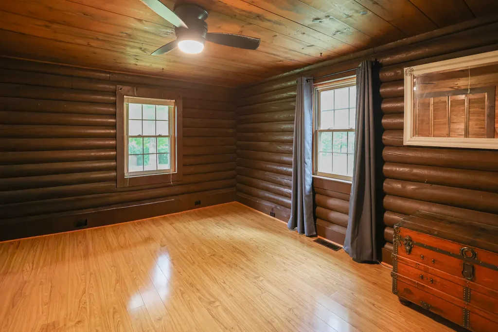 328 Cumberland Road Gilbertsville KY 42044