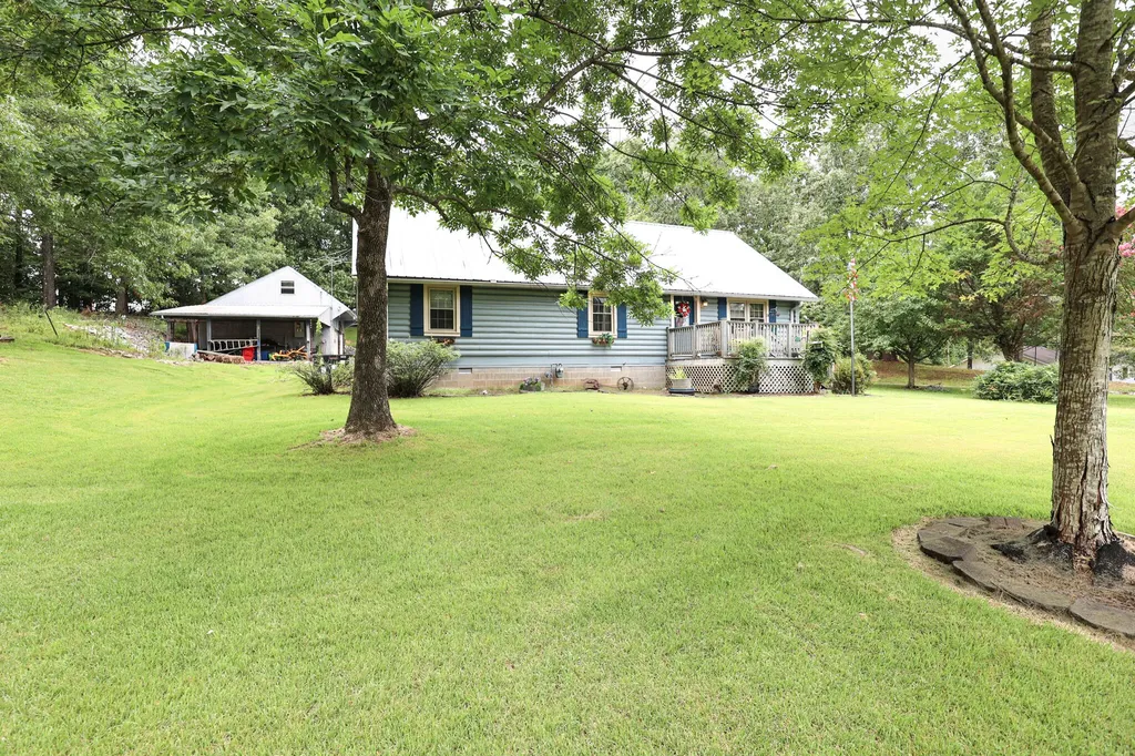 328 Cumberland Road Gilbertsville KY 42044