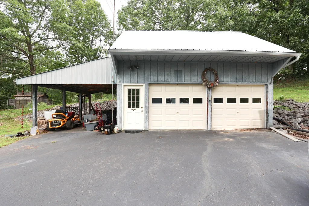 328 Cumberland Road Gilbertsville KY 42044