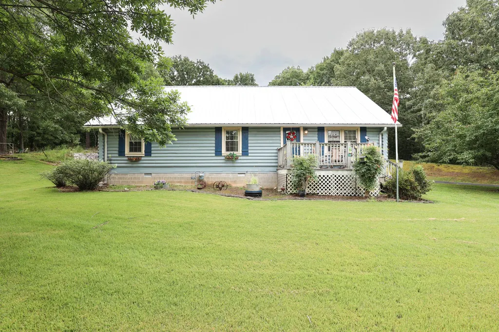 328 Cumberland Road Gilbertsville KY 42044