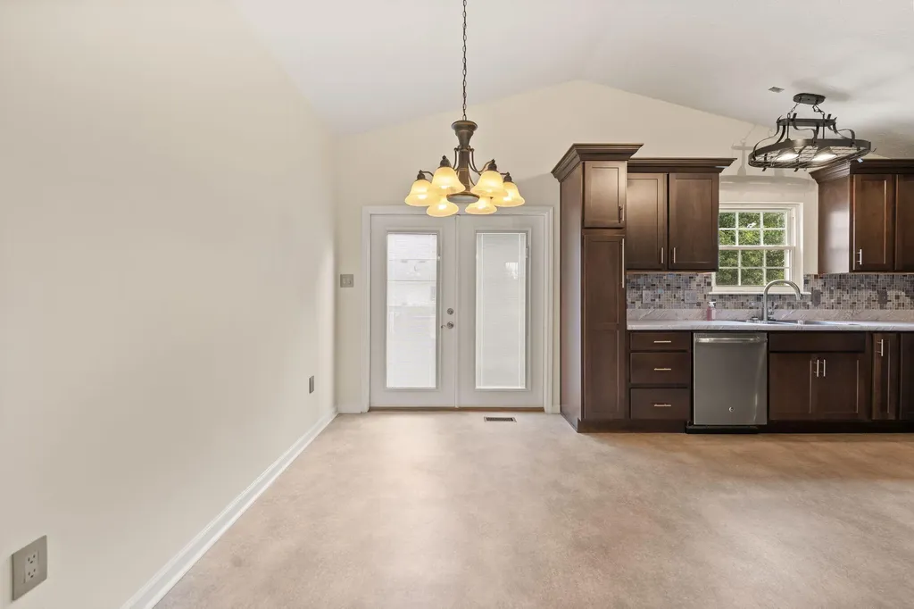 233 Brittany Circle Richmond KY 40475