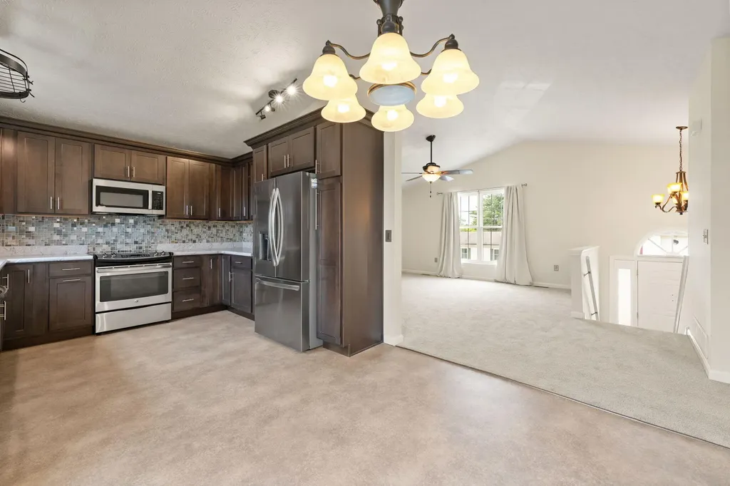 233 Brittany Circle Richmond KY 40475