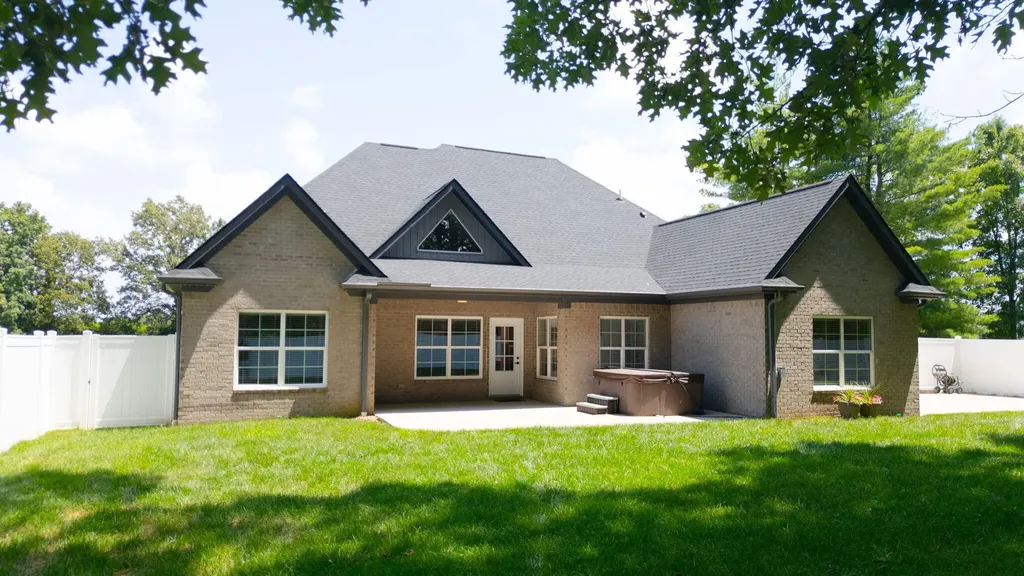 1031 Southwind Drive Paducah KY 42001