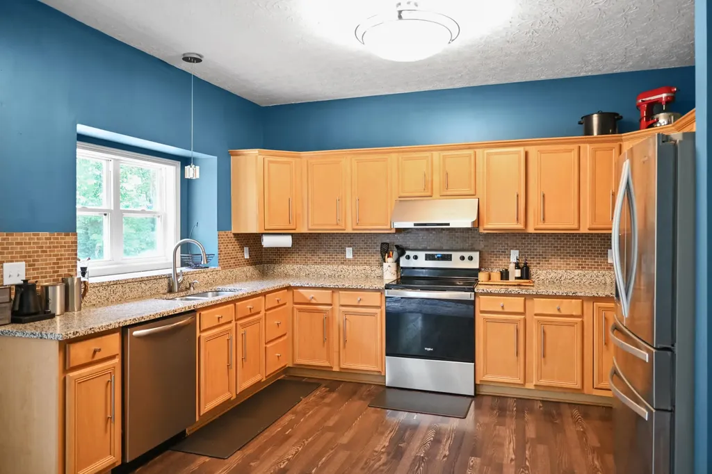 393 Shoreside Drive Lexington KY 40515