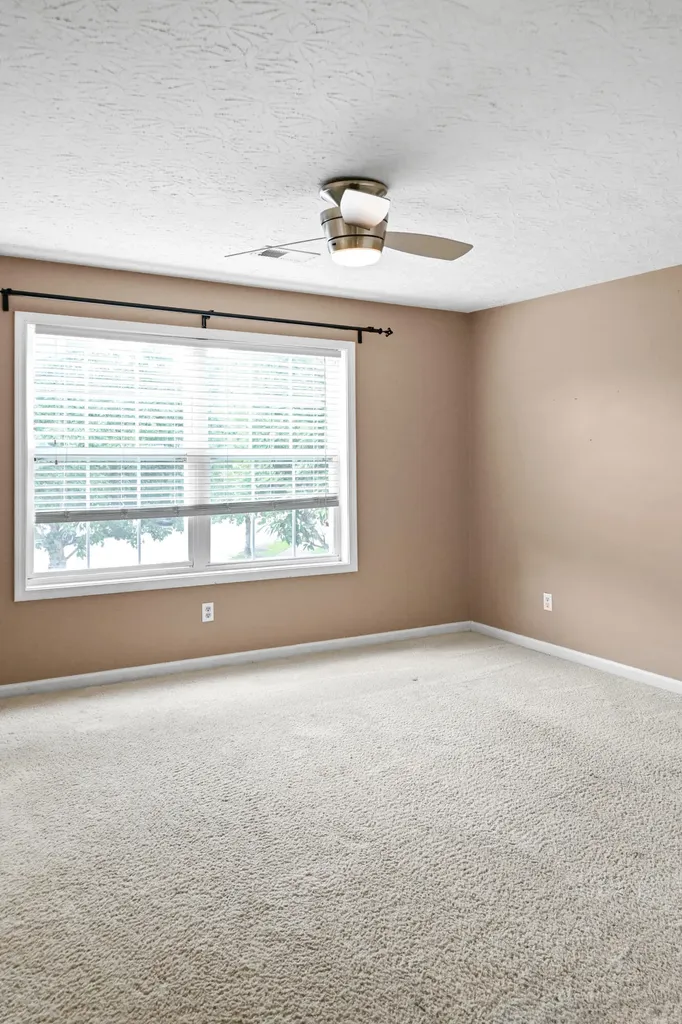 393 Shoreside Drive Lexington KY 40515
