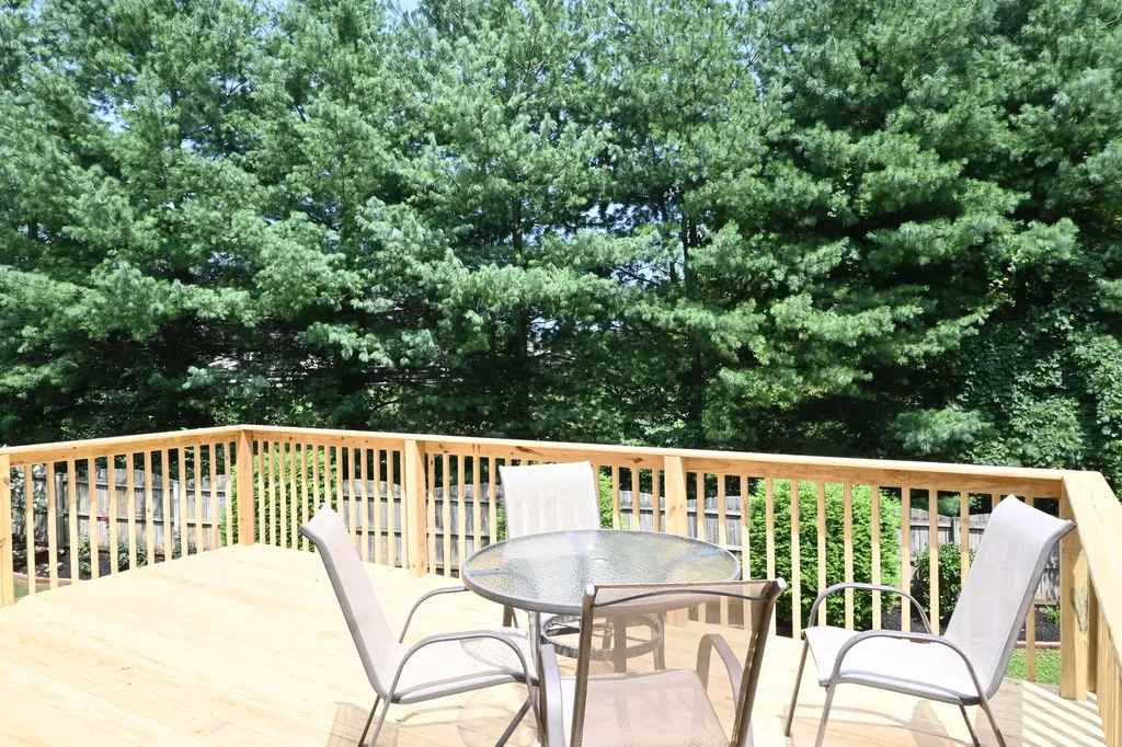 393 Shoreside Drive Lexington KY 40515