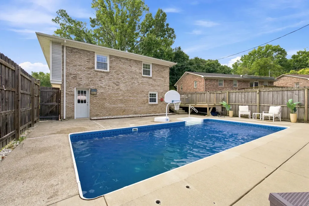 446 Monticello Boulevard Lexington KY 40503