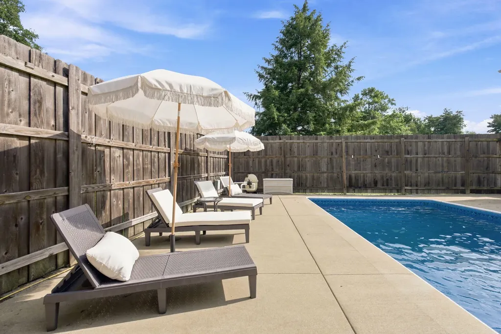 446 Monticello Boulevard Lexington KY 40503