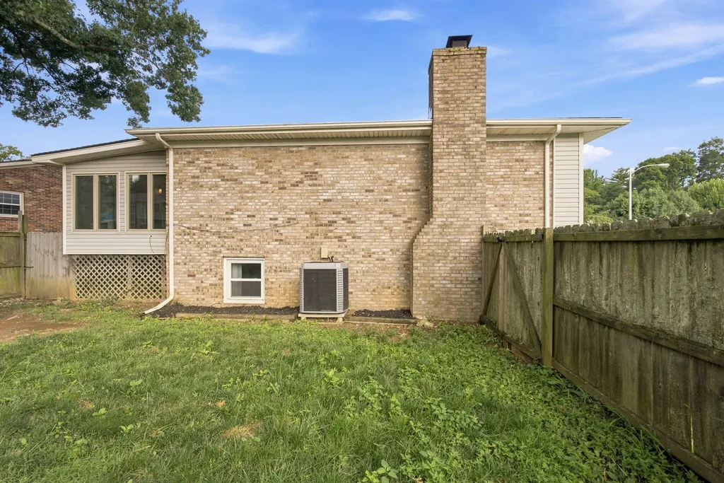 446 Monticello Boulevard Lexington KY 40503