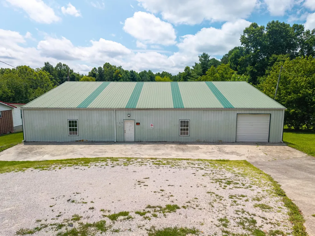109 Alum Road Whitley City KY 42653
