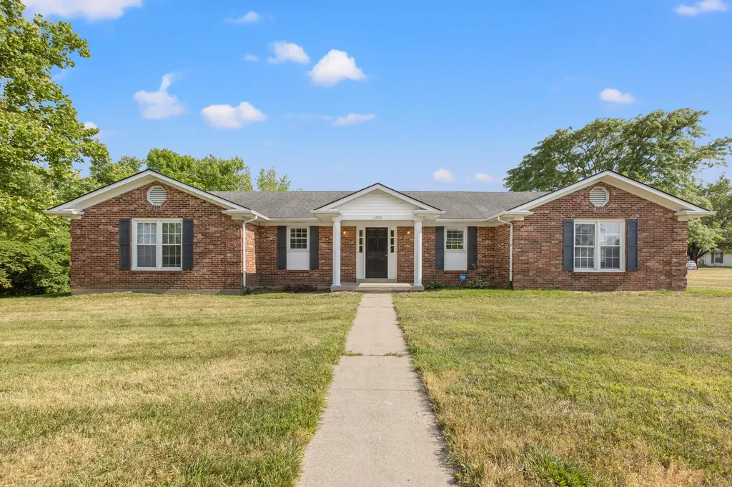 1200 Tishoff Drive Lexington KY 40502