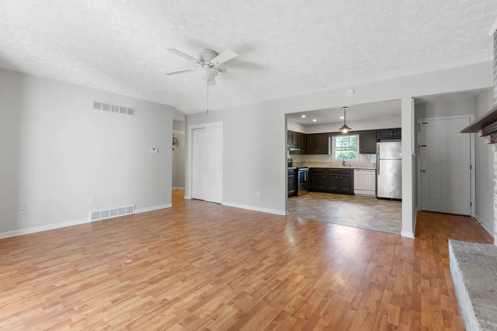 1200 Tishoff Drive Lexington KY 40502