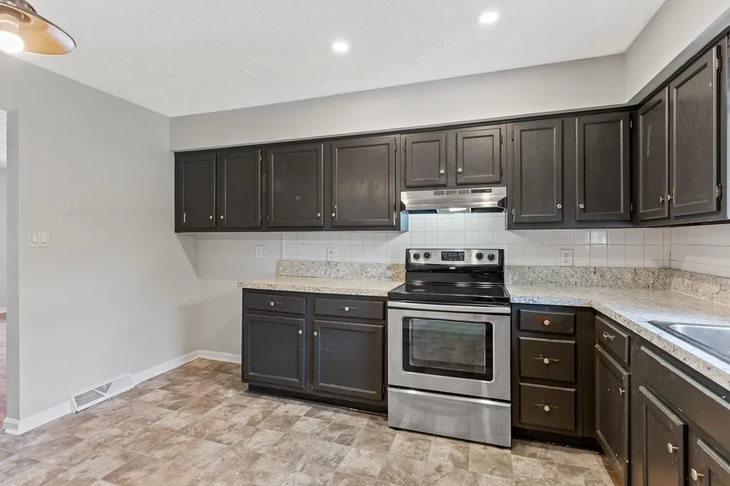 1200 Tishoff Drive Lexington KY 40502