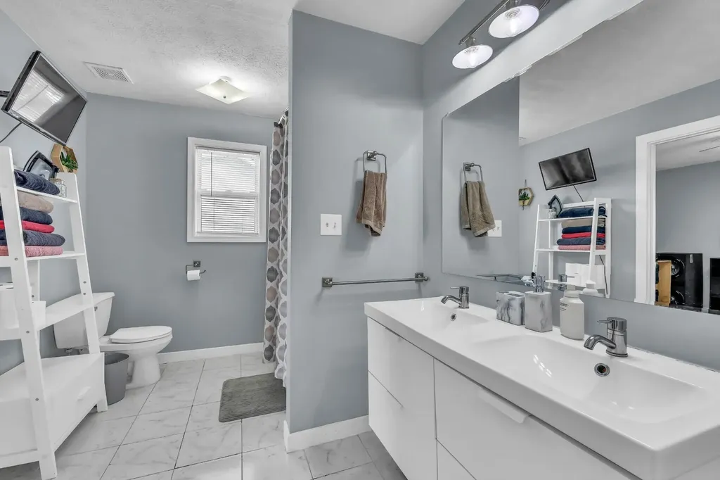 1977 Timberline Circle Oak Grove KY 42262