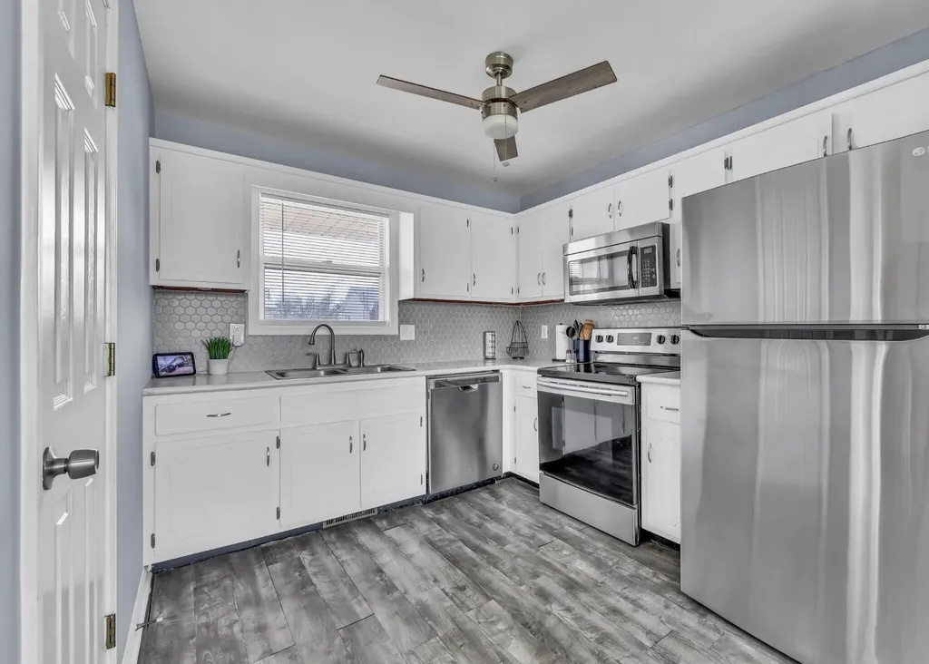 1977 Timberline Circle Oak Grove KY 42262