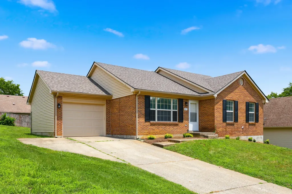 417 Village Parkway Nicholasville KY 40356