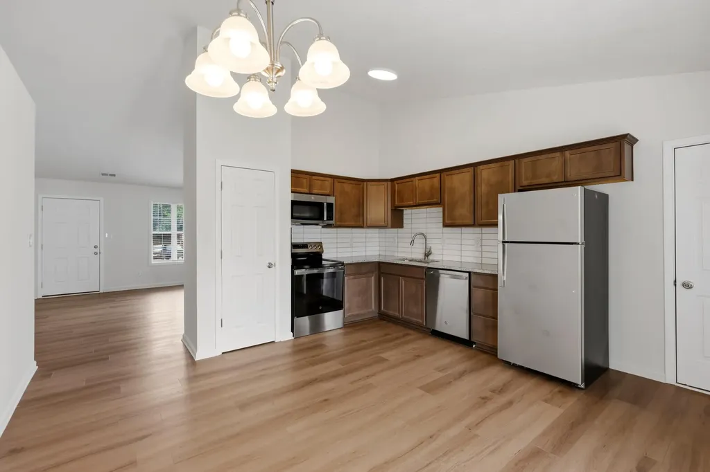 417 Village Parkway Nicholasville KY 40356