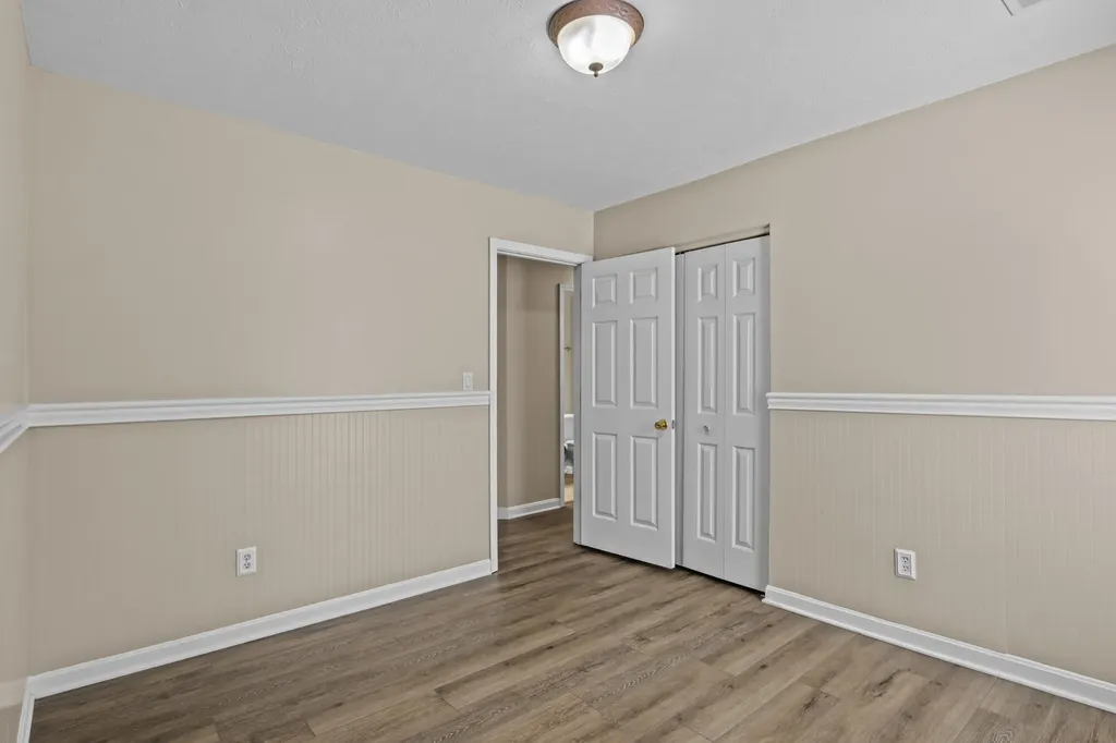 1252 Pleasant Ridge Drive Lexington KY 40509