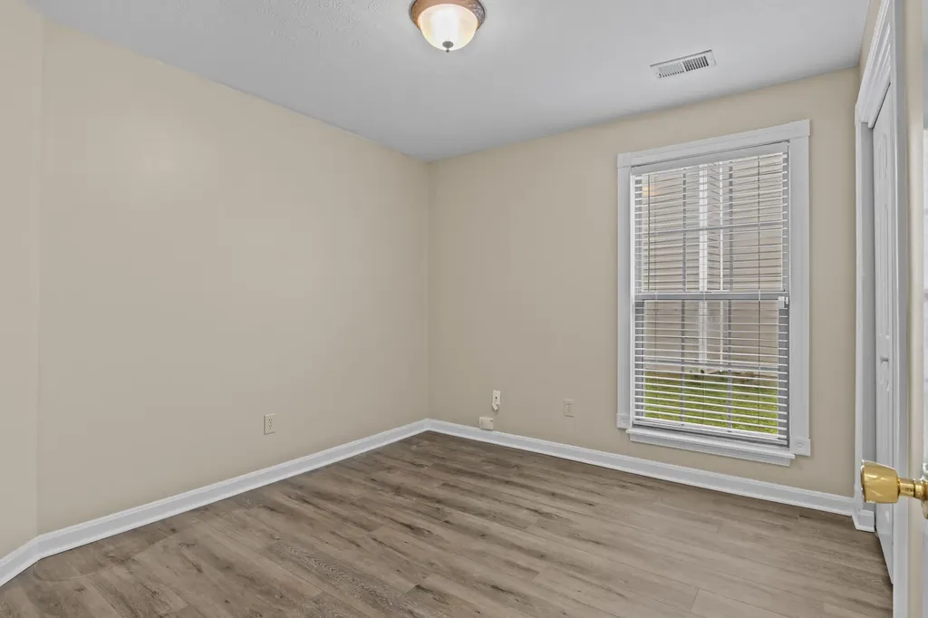 1252 Pleasant Ridge Drive Lexington KY 40509
