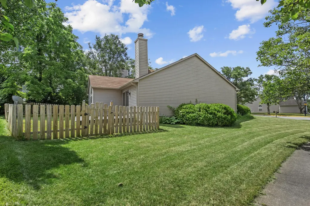 1252 Pleasant Ridge Drive Lexington KY 40509