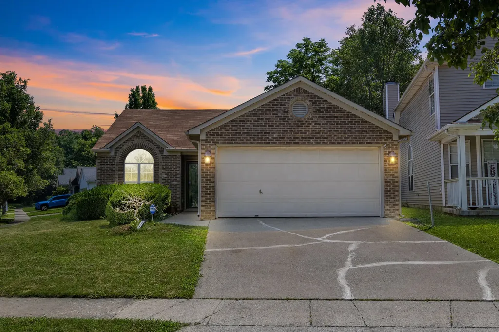 1252 Pleasant Ridge Drive Lexington KY 40509