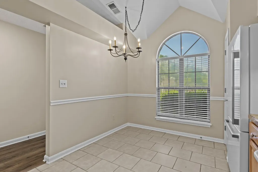1252 Pleasant Ridge Drive Lexington KY 40509