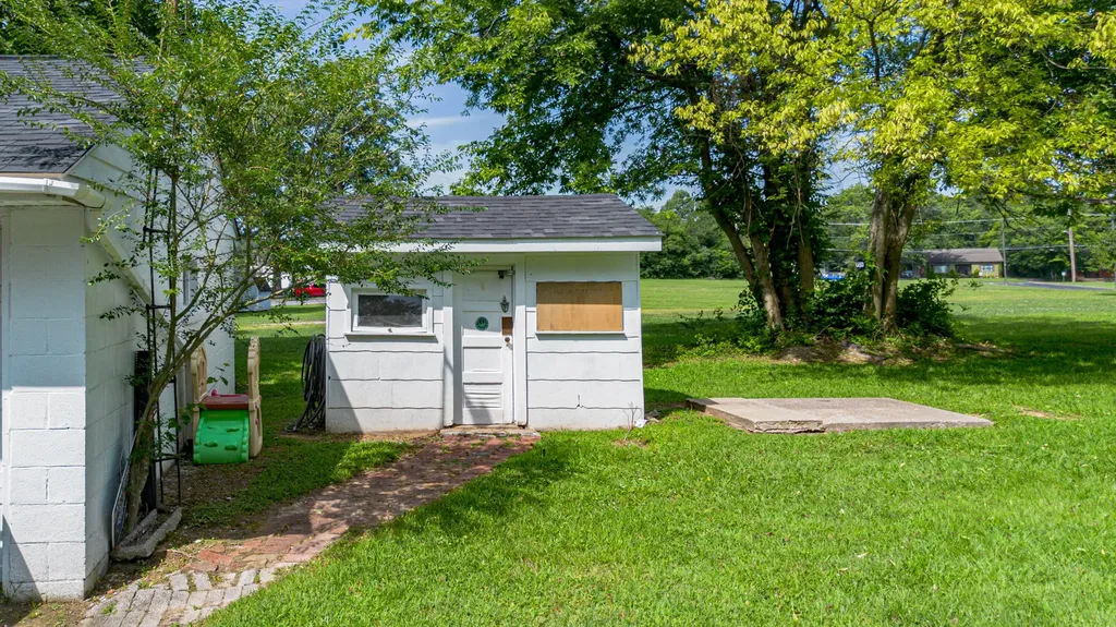 3169 Jackson Street Paducah KY 42003