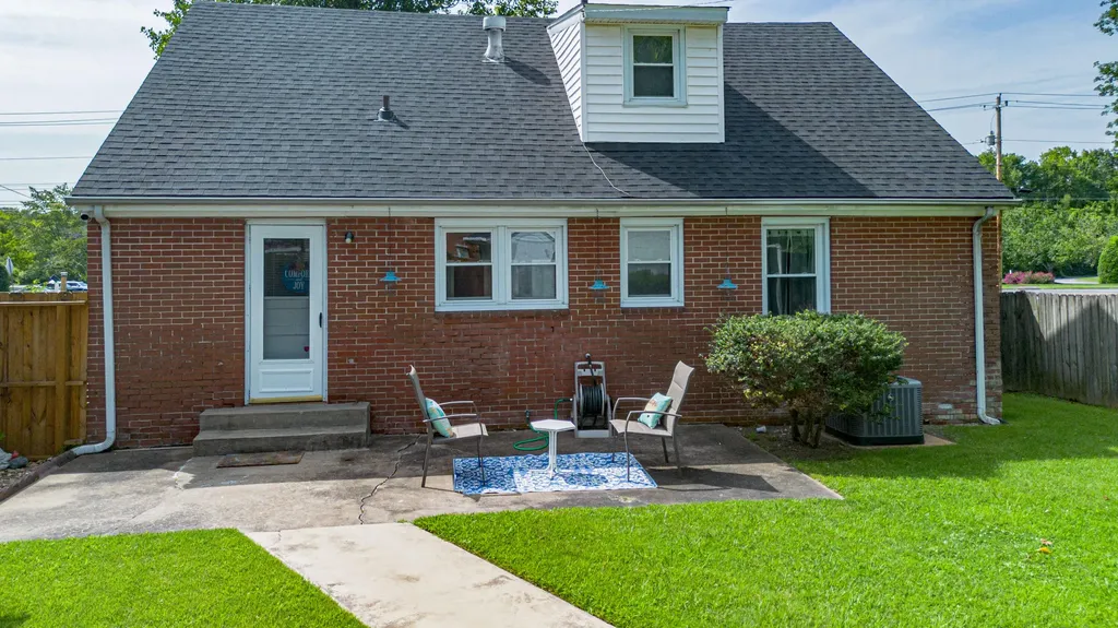 3169 Jackson Street Paducah KY 42003