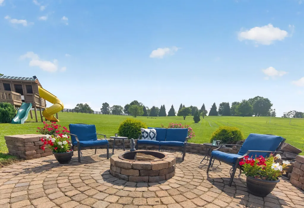 217 Wades Mill Road Winchester KY 40391