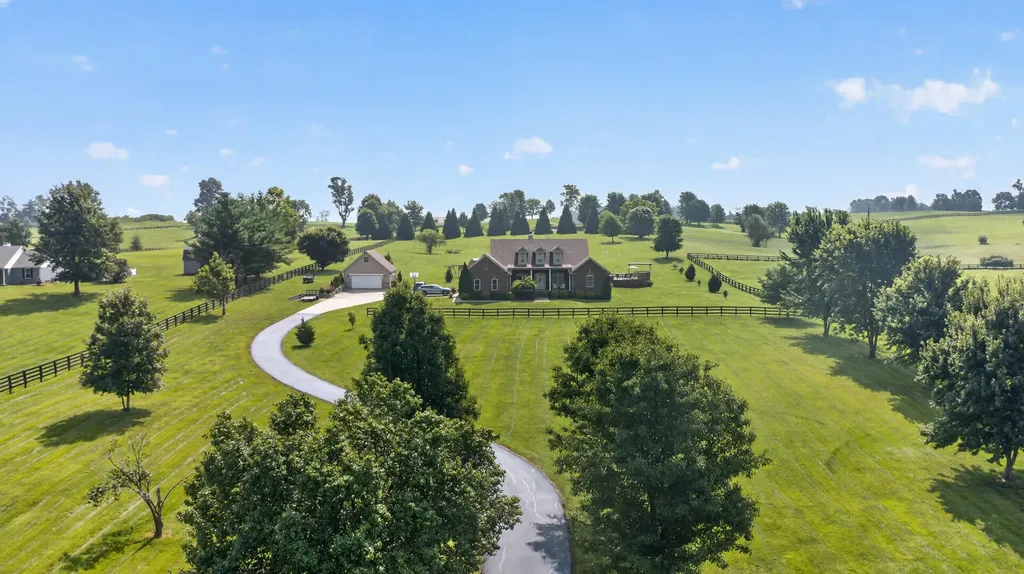 217 Wades Mill Road Winchester KY 40391