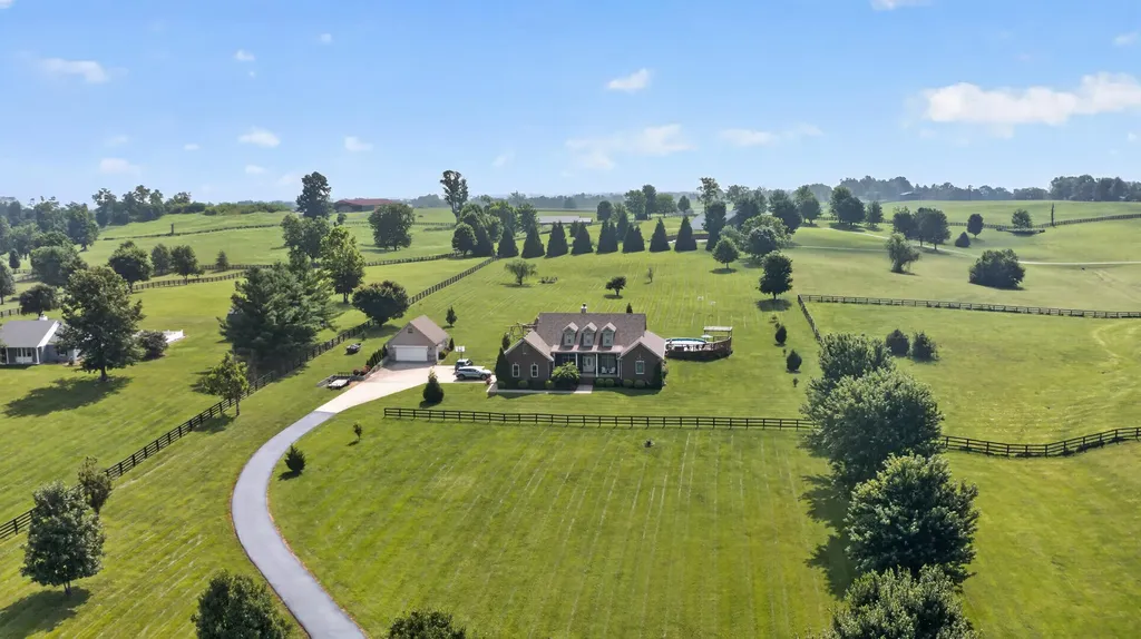 217 Wades Mill Road Winchester KY 40391
