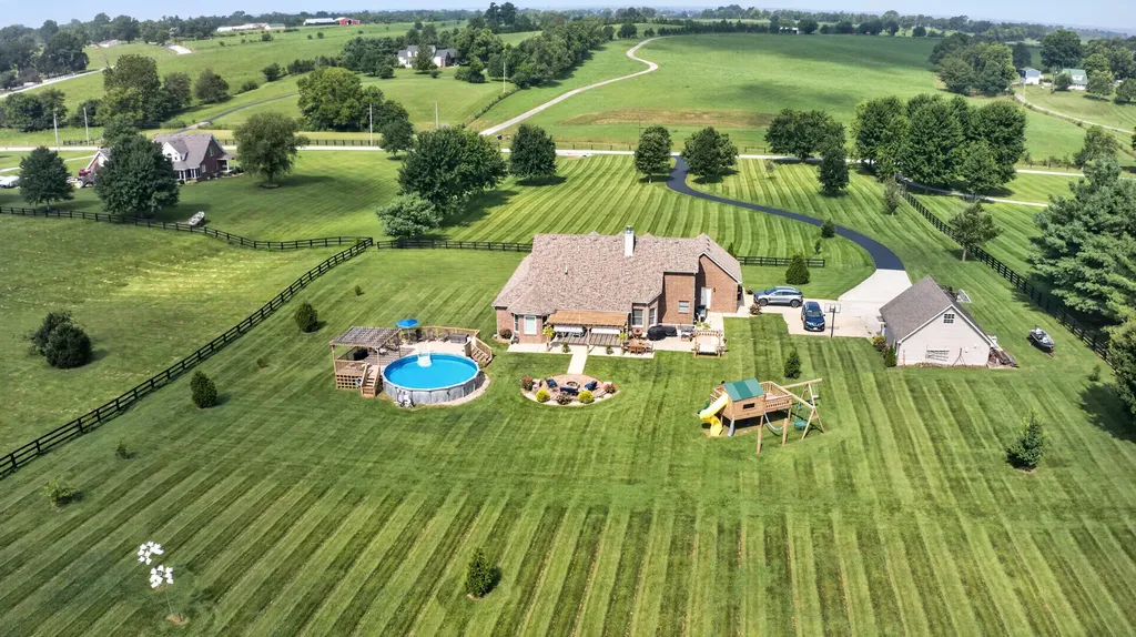 217 Wades Mill Road Winchester KY 40391