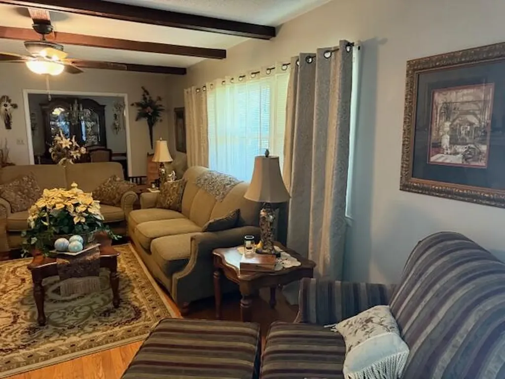 143 Park Avenue Monticello KY 42633