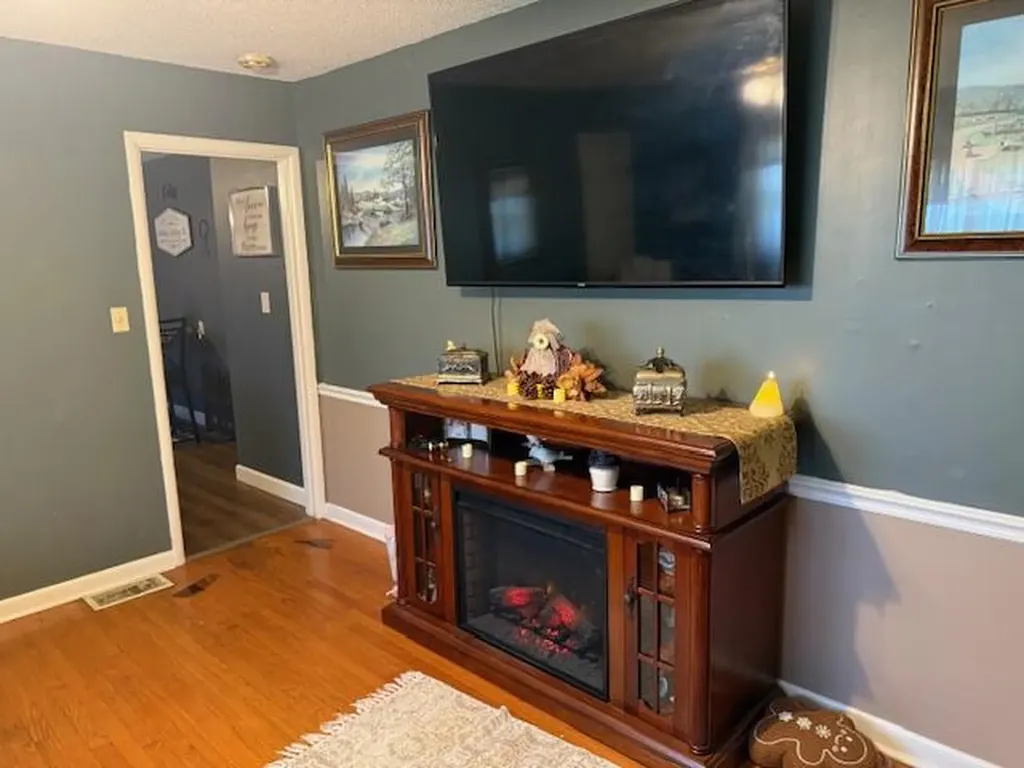 143 Park Avenue Monticello KY 42633