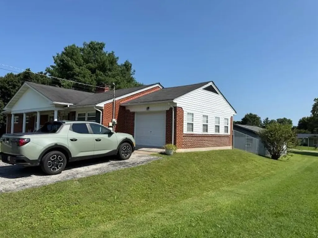 143 Park Avenue Monticello KY 42633